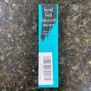 COPY - Thrive liquid, lash extension, mascara, rich black